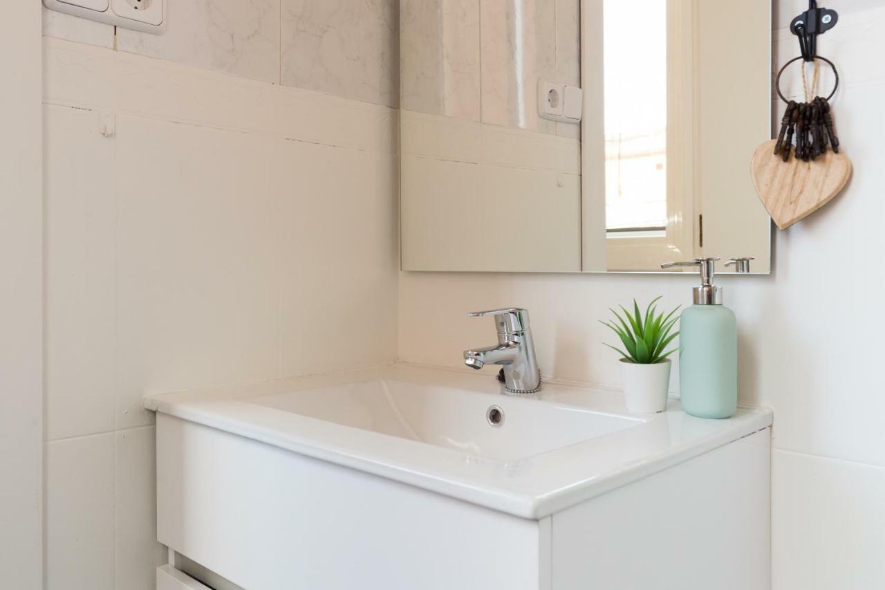 Friendly Family Poble-Sec Apartamento Barcelona Exterior foto